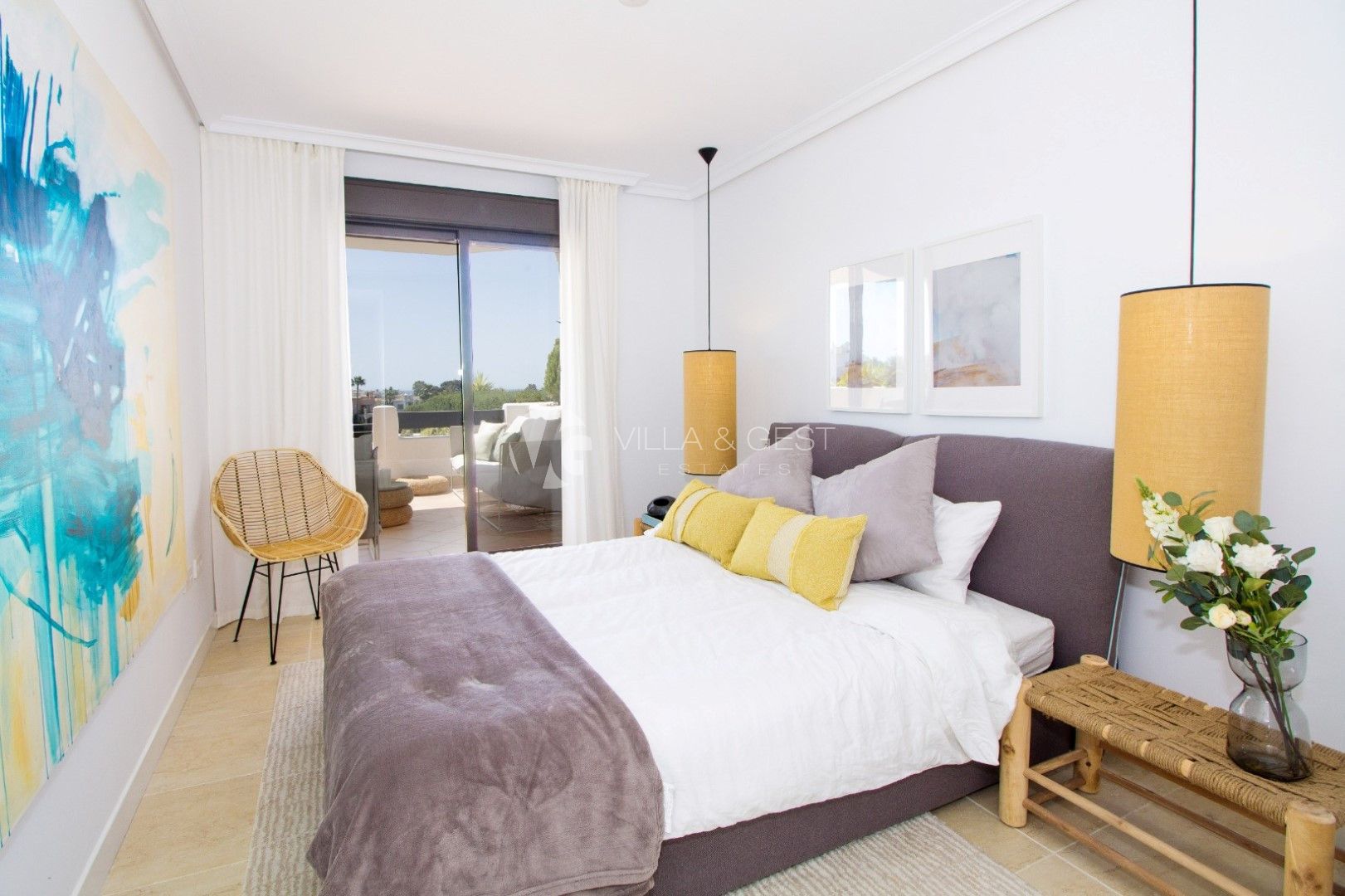 Ground Floor Apartment for sale in Estepona, Costa del Sol