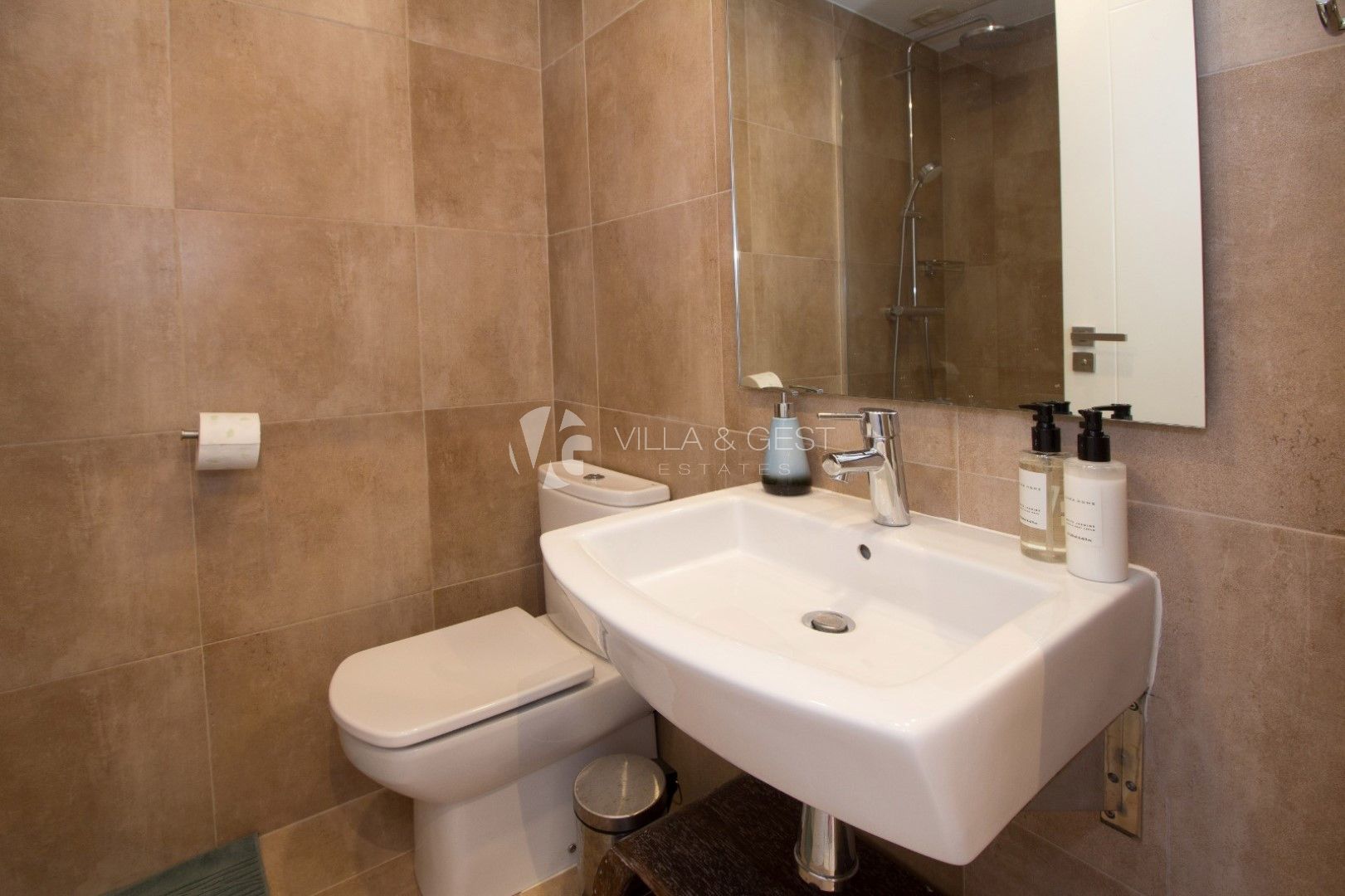 Ground Floor Apartment for sale in Estepona, Costa del Sol