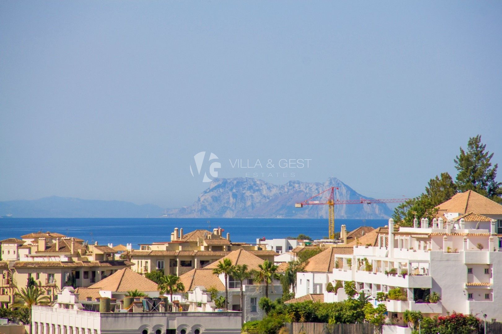 Ground Floor Apartment for sale in Estepona, Costa del Sol