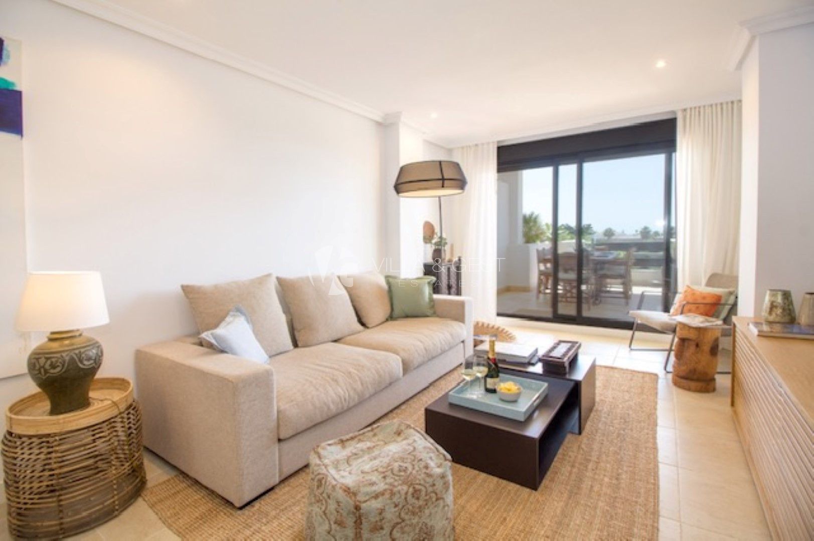 Ground Floor Apartment for sale in Estepona, Costa del Sol