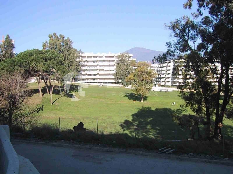 Duplex in Guadalmina Alta