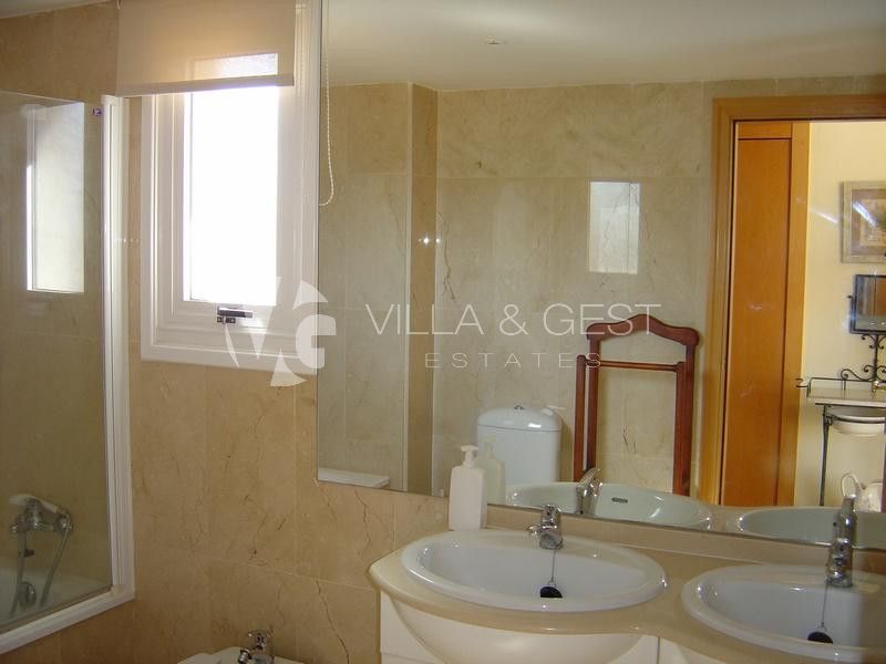 Duplex in Guadalmina Alta